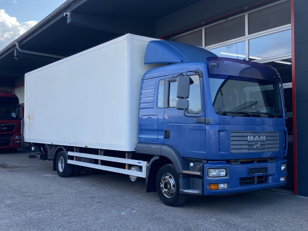 MAN TGL 12.240 7,2mKoffer  Klimaaut LBW AutomatikAHK - Box truck: picture 1 MAN TGL 12.240 7,2mKoffer  Klimaaut LBW AutomatikAHK - Box truck: picture 1