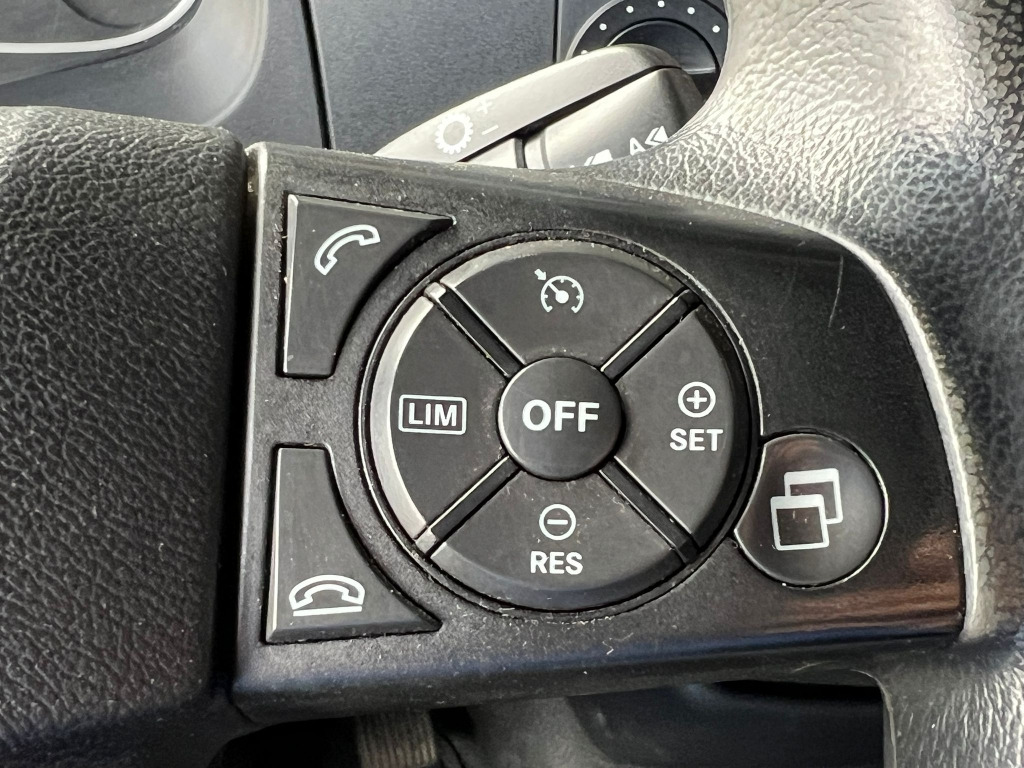 Mercedes-Benz Atego 823 Euro6 Klima 6,1m P+P AHK Orig. 164.tkm - Curtain side van: picture 3 Mercedes-Benz Atego 823 Euro6 Klima 6,1m P+P AHK Orig. 164.tkm - Curtain side van: picture 3