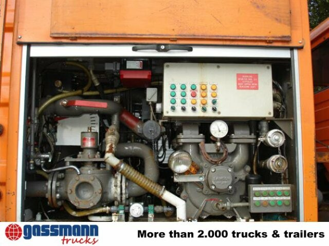 KSE 414 - Vacuum truck: picture 3 KSE 414 - Vacuum truck: picture 3