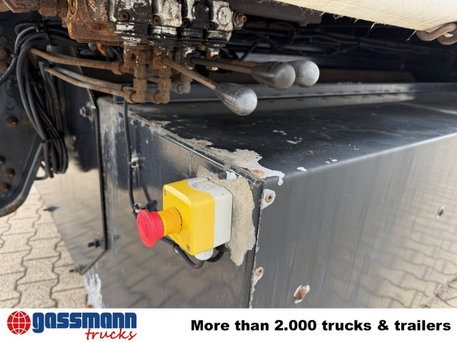 Dropside/ Flatbed truck, Crane truck MAN TGS 26.400 6x2-4 LL, Lenk-/Lift, Hubdach: picture 11