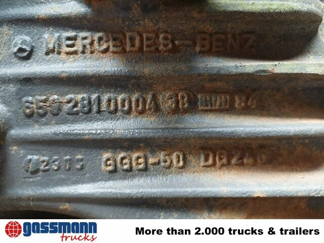 Mercedes-Benz MB Verteilergetriebe - Transmission for Truck: picture 3 Mercedes-Benz MB Verteilergetriebe - Transmission for Truck: picture 3