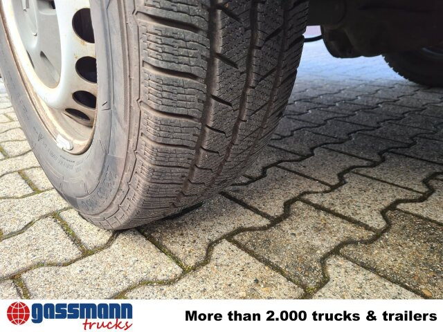 Mercedes-Benz Sprinter 316 KA 4x2, Rettungswagen - Panel van: picture 2 Mercedes-Benz Sprinter 316 KA 4x2, Rettungswagen - Panel van: picture 2