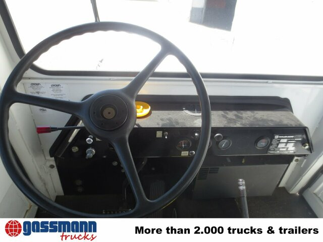 Tiger TC 50, Zugmaschine - Baggage tractor: picture 3 Tiger TC 50, Zugmaschine - Baggage tractor: picture 3