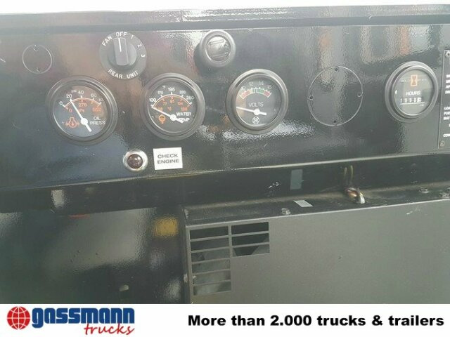 Tiger TC 50, Zugmaschine - Baggage tractor: picture 2 Tiger TC 50, Zugmaschine - Baggage tractor: picture 2