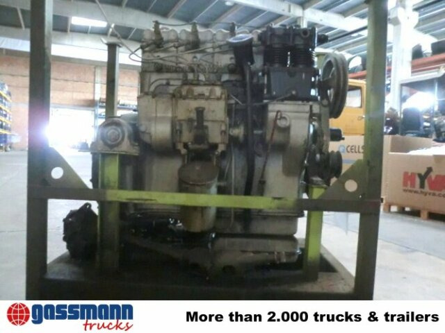 W50, D414 - Engine: picture 2 W50, D414 - Engine: picture 2