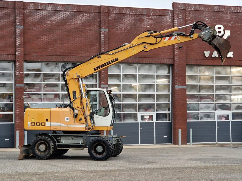 Liebherr A900C - 95 KW - Central Greasing - - Wheel excavator: picture 2 Liebherr A900C - 95 KW - Central Greasing - - Wheel excavator: picture 2