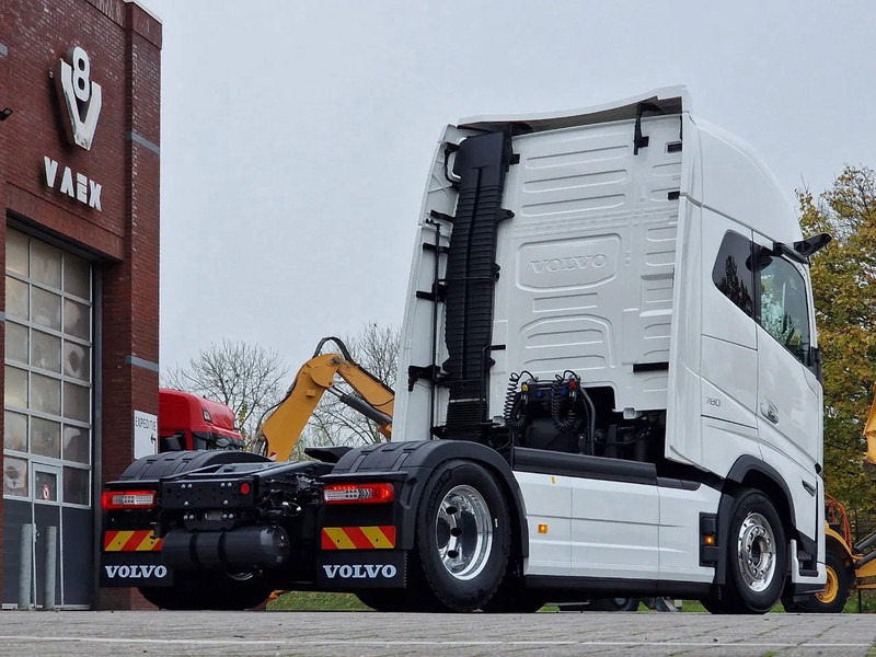 New Tractor unit Volvo FH 16 780 Aero Globetrotter XL 4x2 - NEW - Full spec - Retarder - Full air - 2x tank: picture 7