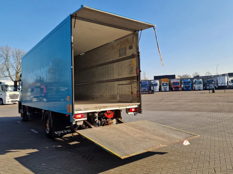 Box truck Volvo FM 410 4x2 - Box - Loadlift - Full air - Euro 6 - Box: 7.50: picture 6