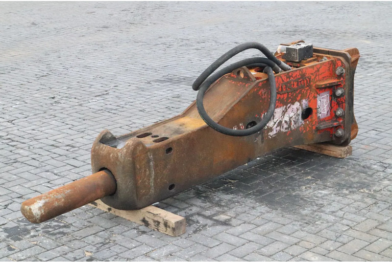 Promove XP2400 | S70 | 24 TO 35 TON | HYDRAULIC BREAKER - Attachment for Construction machinery: picture 5 Promove XP2400 | S70 | 24 TO 35 TON | HYDRAULIC BREAKER - Attachment for Construction machinery: picture 5