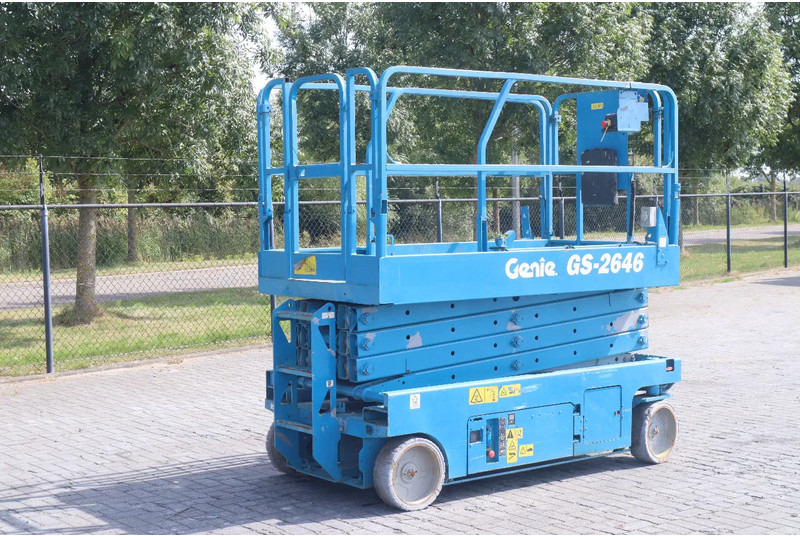 Genie GS-2646 | 10 METER | 454 KG - Scissor lift: picture 3 Genie GS-2646 | 10 METER | 454 KG - Scissor lift: picture 3
