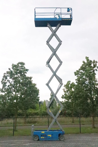 Scissor lift Genie GS-3246 | 12 METER | 318 KG: picture 7
