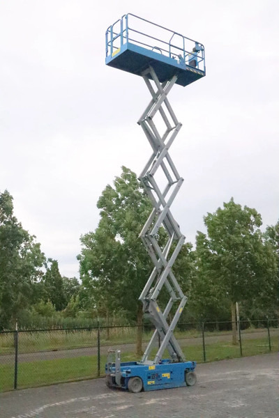Scissor lift Genie GS-3246 | 12 METER | 318 KG: picture 8