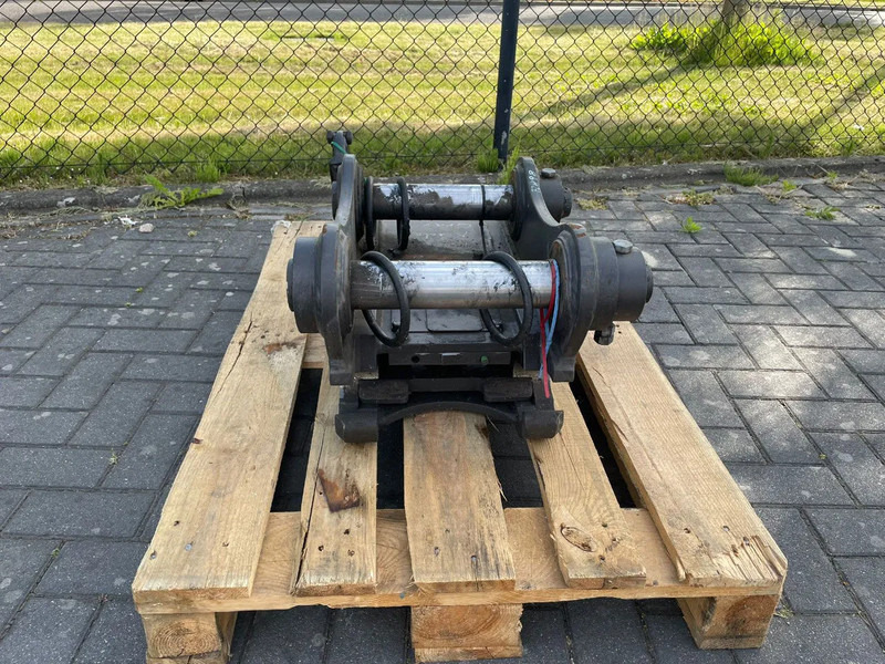 Gjerstad G60 | QUICK COUPLER | S60 | NEW / UNUSED - Quick coupler for Construction machinery: picture 2 Gjerstad G60 | QUICK COUPLER | S60 | NEW / UNUSED - Quick coupler for Construction machinery: picture 2