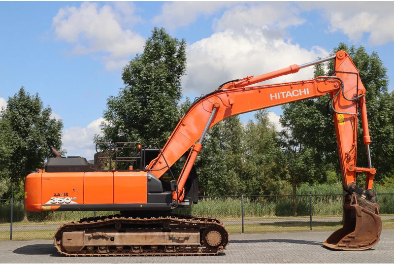 Hitachi ZX350LC-6 | GOOD UNDERCARRIAGE | BUCKET | HAMMERLINES - Crawler excavator: picture 4 Hitachi ZX350LC-6 | GOOD UNDERCARRIAGE | BUCKET | HAMMERLINES - Crawler excavator: picture 4