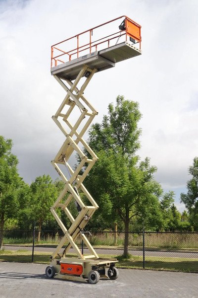 Scissor lift JLG 2646 ES | 10 METER | 450 KG: picture 8
