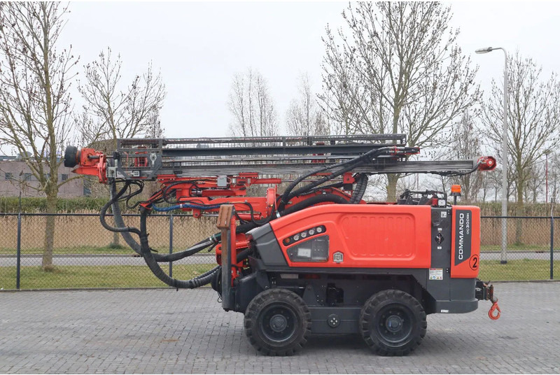 Sandvik 2 PIECES COMMANDO DC 300 RI S5 | ONLY 470 DRILLING HOURS - Drilling rig: picture 4 Sandvik 2 PIECES COMMANDO DC 300 RI S5 | ONLY 470 DRILLING HOURS - Drilling rig: picture 4