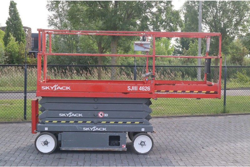 Skyjack SJ III 4626 | 9.75 METER | 454 KG - Scissor lift: picture 4 Skyjack SJ III 4626 | 9.75 METER | 454 KG - Scissor lift: picture 4