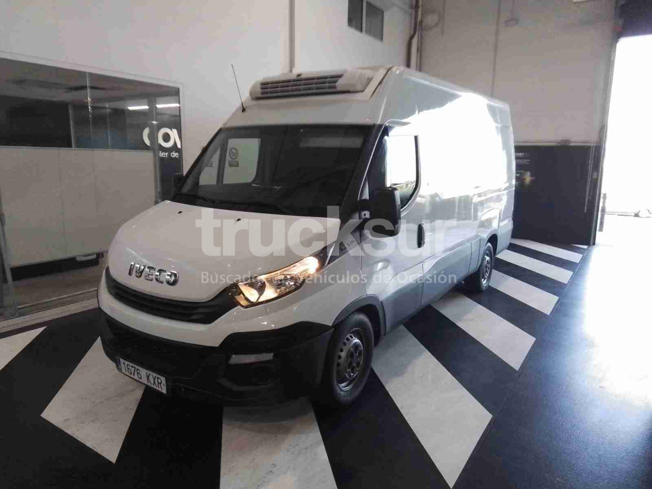IVECO 35S14 FRC-X - Box van: picture 2 IVECO 35S14 FRC-X - Box van: picture 2