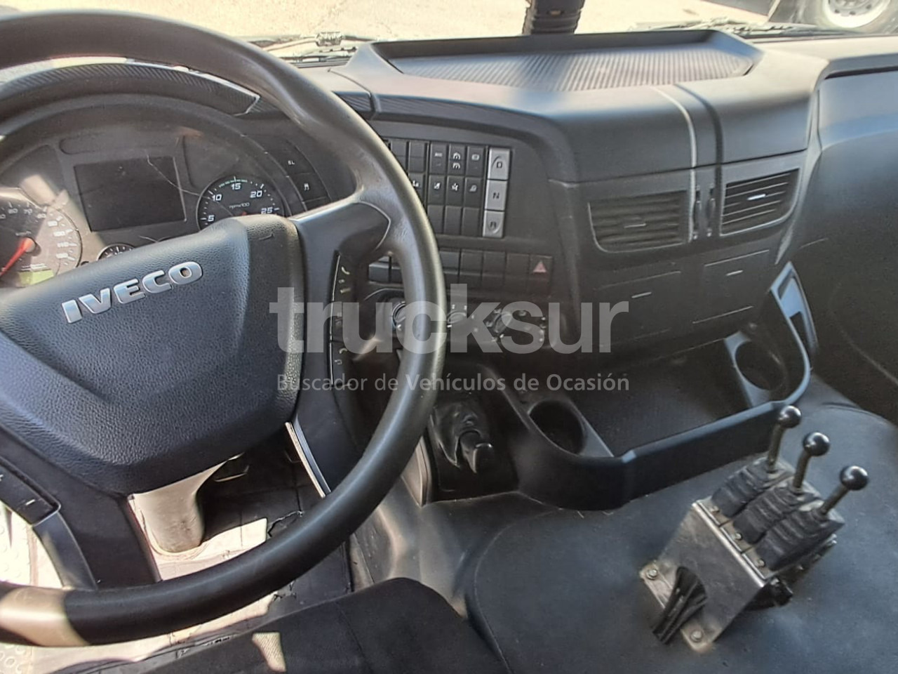 Lease a IVECO AT260SY/PS 360CV ejes 6x2*4 IVECO AT260SY/PS 360CV ejes 6x2*4: picture 6