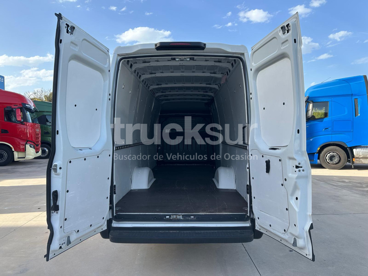 Lease a IVECO DAILY 35S16 F 16M3 IVECO DAILY 35S16 F 16M3: picture 7