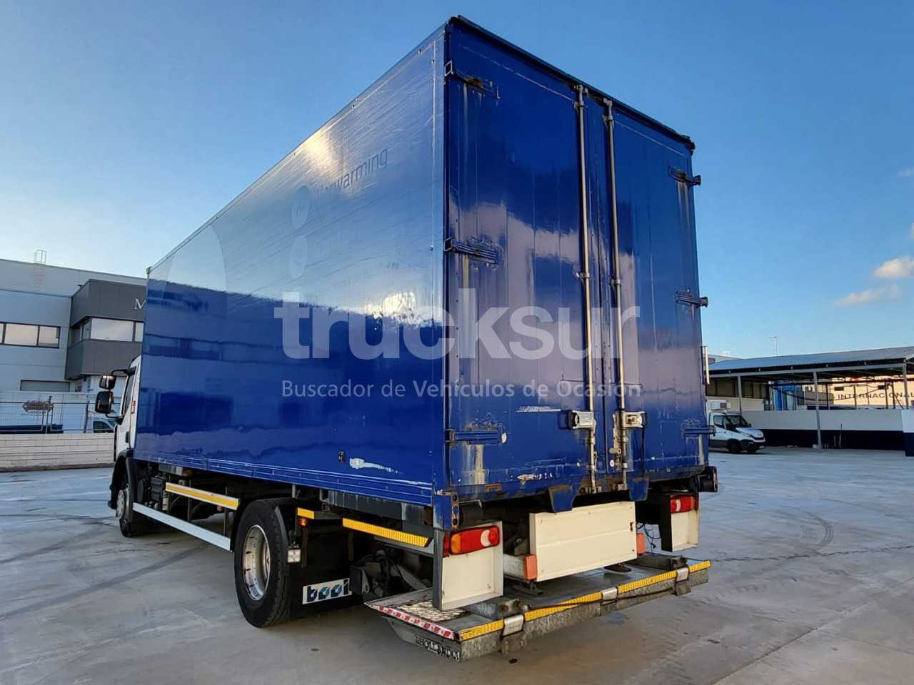 RENAULT D280.18 - Box truck: picture 3 RENAULT D280.18 - Box truck: picture 3