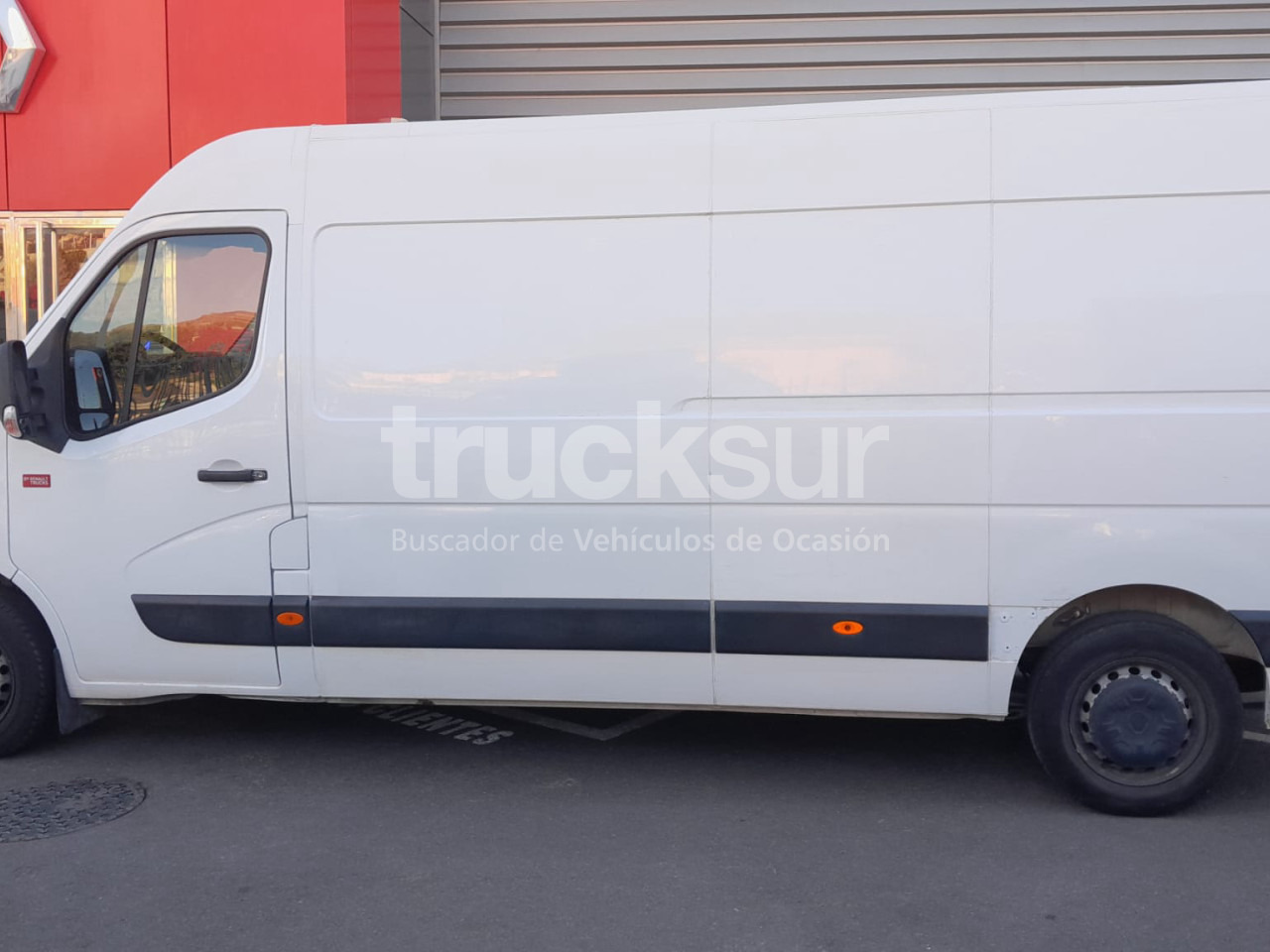 RENAULT MASTER 130.35 L3H2 E6 - Box van: picture 4 RENAULT MASTER 130.35 L3H2 E6 - Box van: picture 4