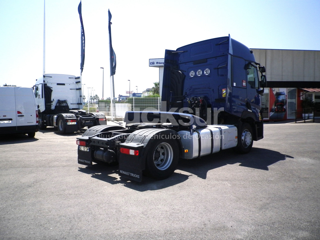 RENAULT T440 SLEEPER CAB - Tractor unit: picture 5 RENAULT T440 SLEEPER CAB - Tractor unit: picture 5