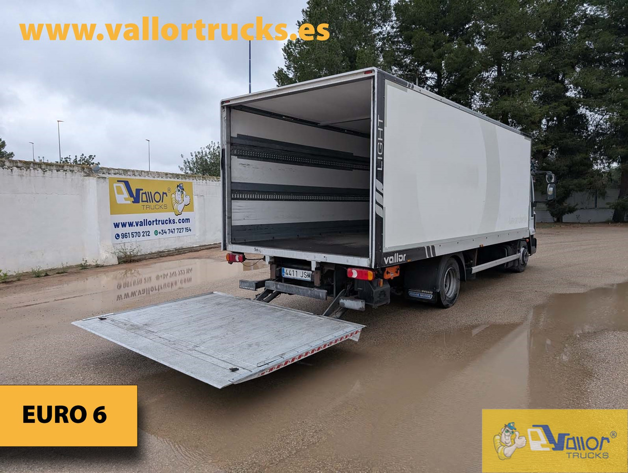 IVECO 100E22 - Box truck: picture 3 IVECO 100E22 - Box truck: picture 3