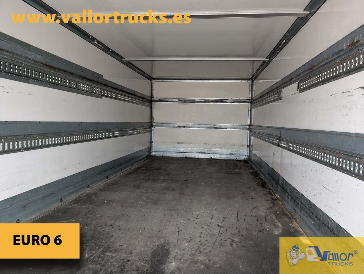 IVECO 100E22 - Box truck: picture 4 IVECO 100E22 - Box truck: picture 4