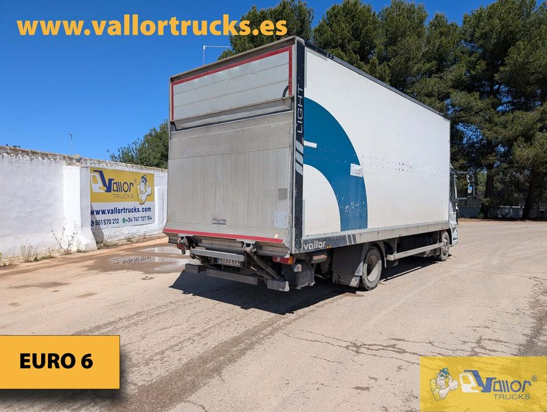 Iveco Eurocargo 90E220 - Box truck: picture 3 Iveco Eurocargo 90E220 - Box truck: picture 3