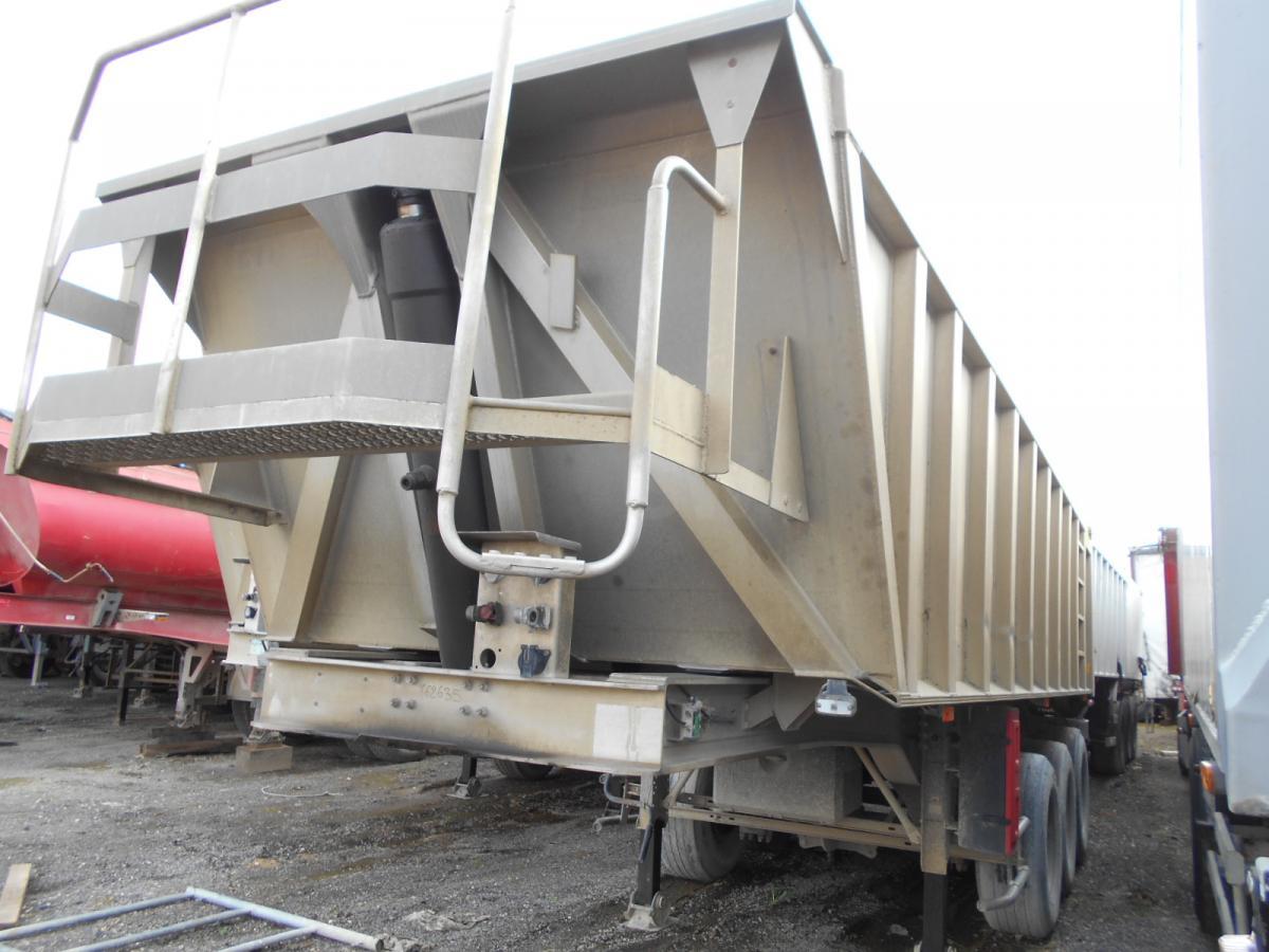 Benalu  - Tipper semi-trailer: picture 2 Benalu  - Tipper semi-trailer: picture 2