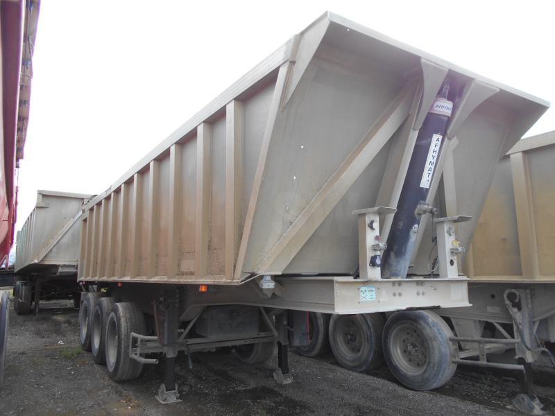 Benalu  - Tipper semi-trailer: picture 1 Benalu  - Tipper semi-trailer: picture 1