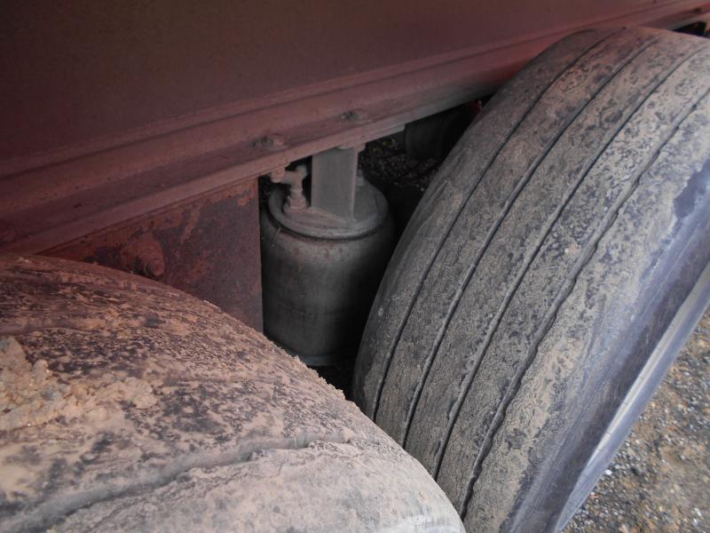 Benalu  - Tipper semi-trailer: picture 4 Benalu  - Tipper semi-trailer: picture 4