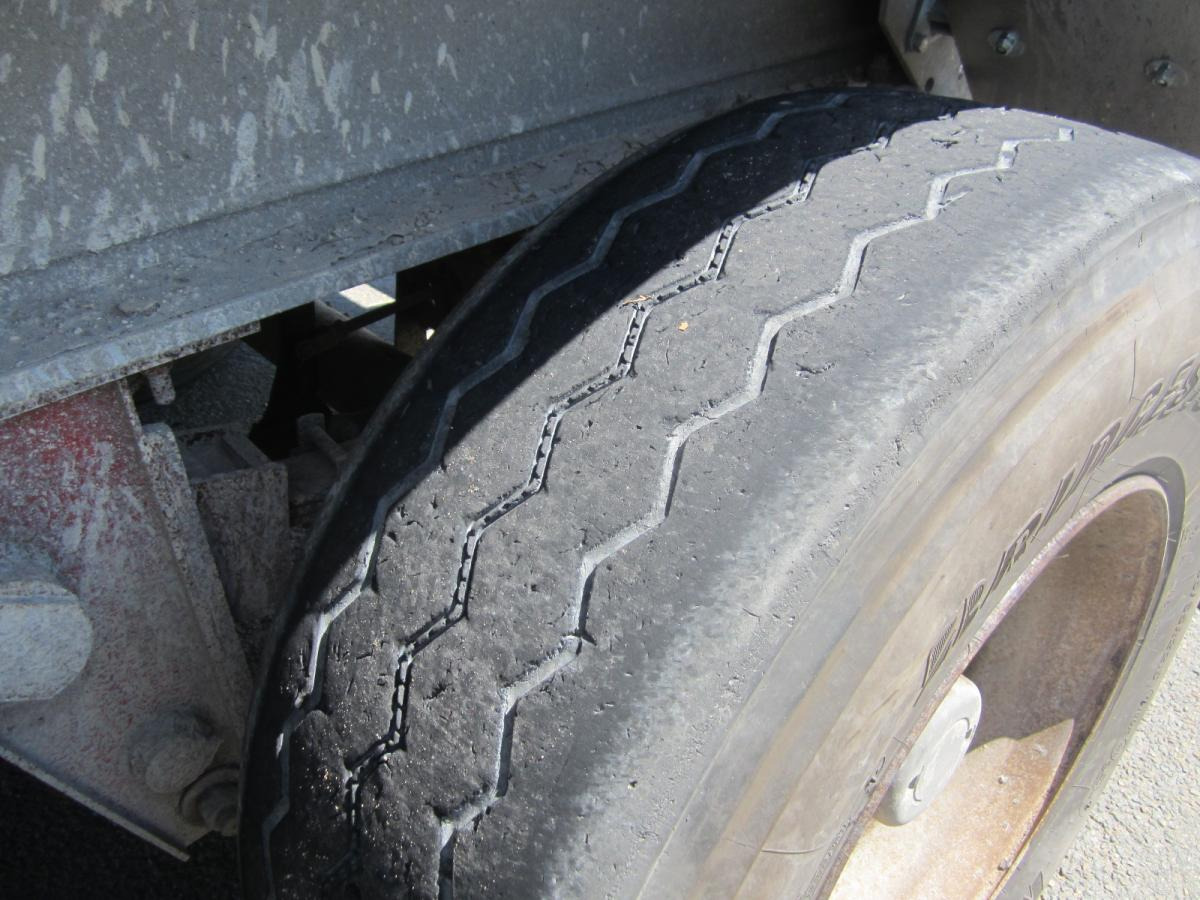 Benalu  - Tipper semi-trailer: picture 4 Benalu  - Tipper semi-trailer: picture 4