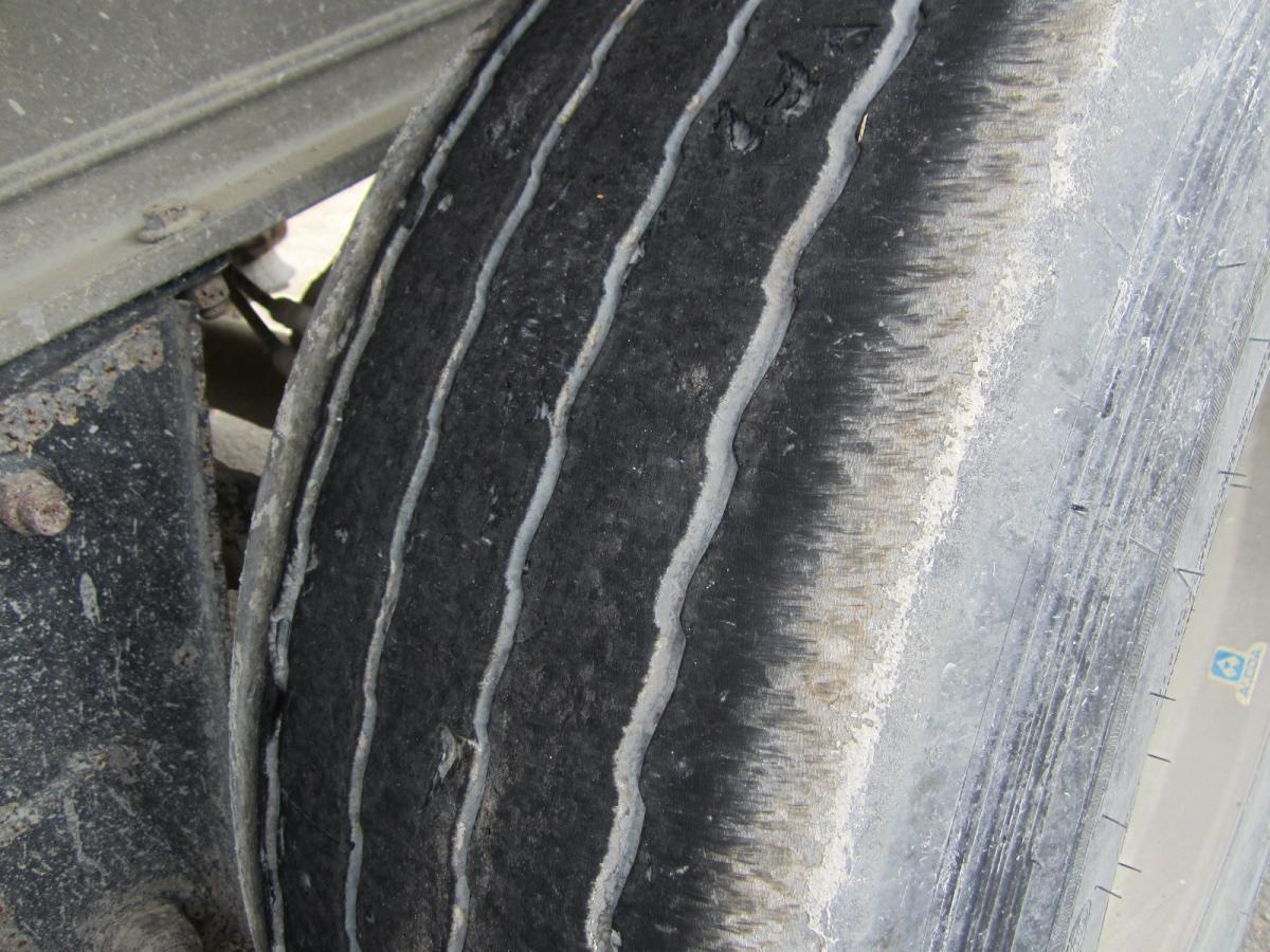 Benalu  - Tipper semi-trailer: picture 2 Benalu  - Tipper semi-trailer: picture 2