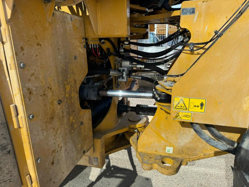Caterpillar 966M - Wheel loader: picture 5 Caterpillar 966M - Wheel loader: picture 5