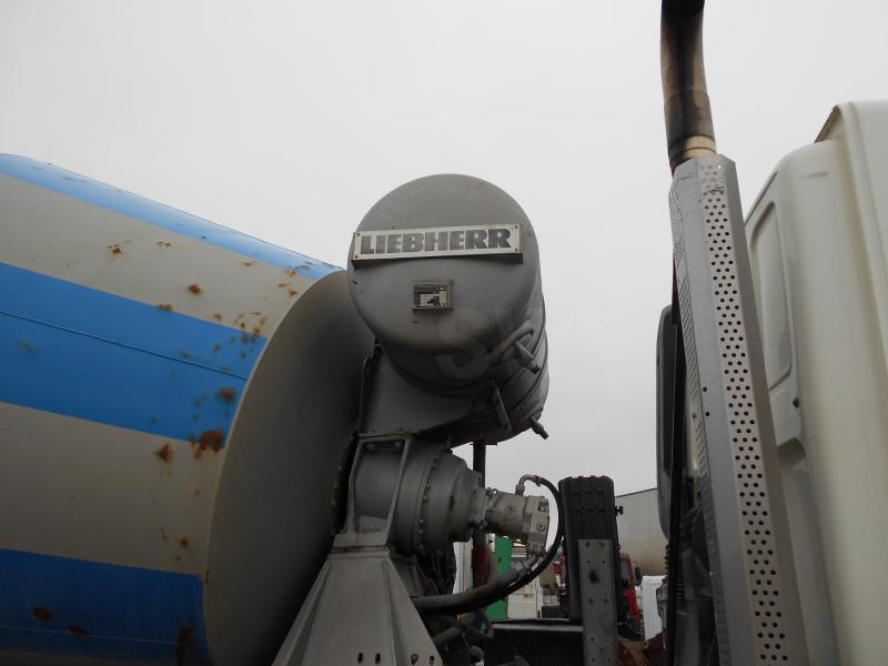 DAF CF85 360 - Concrete mixer truck: picture 4 DAF CF85 360 - Concrete mixer truck: picture 4