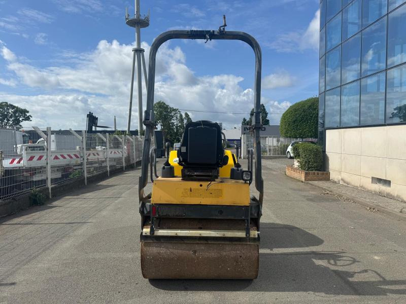 Road roller Dynapac CC1200: picture 8