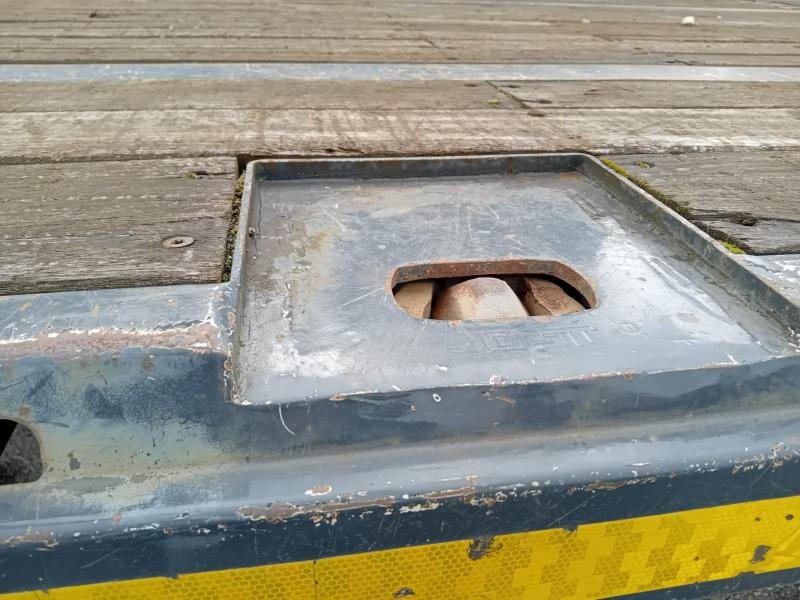 Kässbohrer - Dropside/ Flatbed semi-trailer: picture 4 Kässbohrer - Dropside/ Flatbed semi-trailer: picture 4