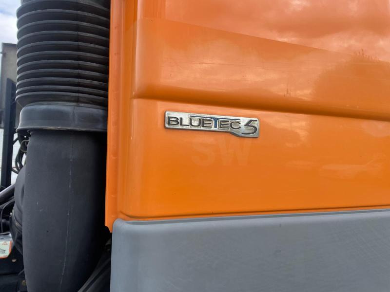 Mercedes Actros 2548 - Hook lift truck: picture 4 Mercedes Actros 2548 - Hook lift truck: picture 4