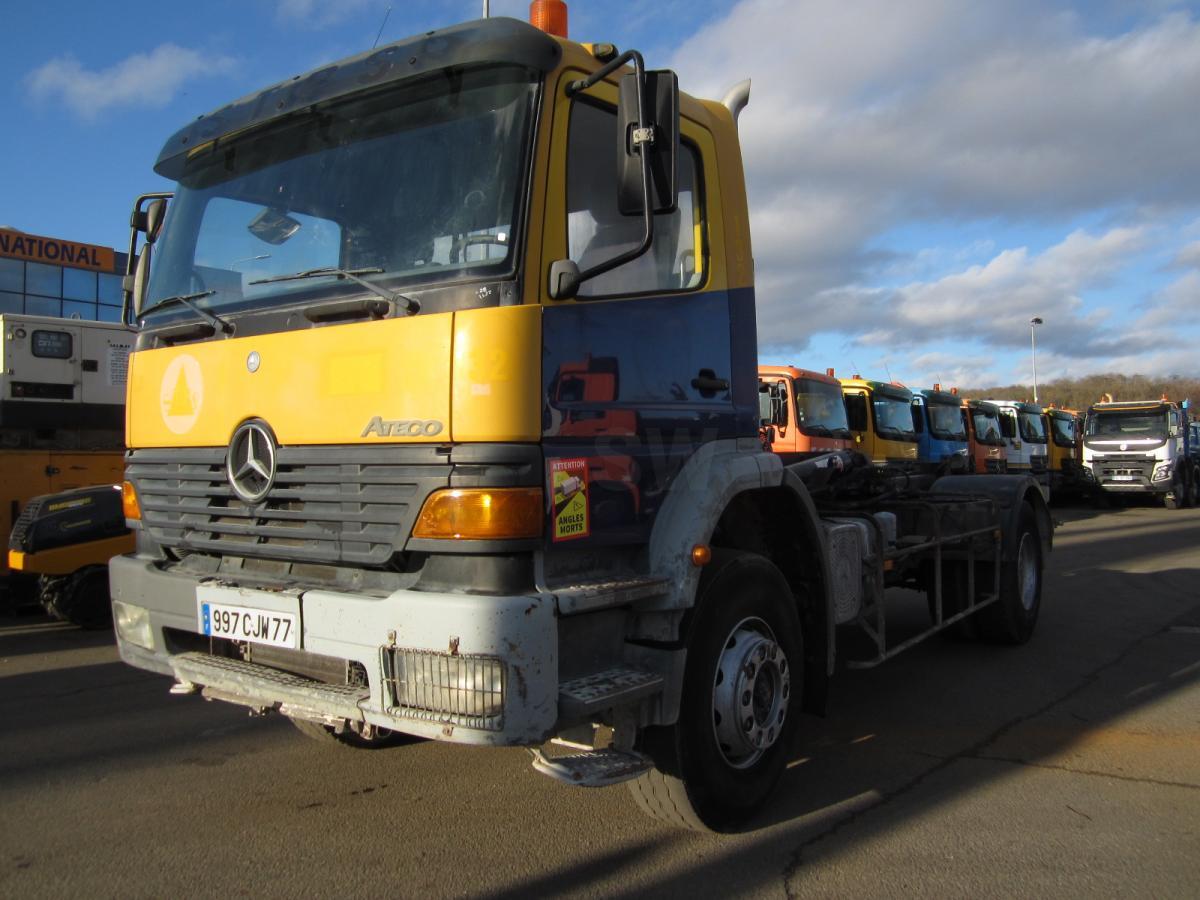 Mercedes Atego 1823 - Hook lift truck: picture 1 Mercedes Atego 1823 - Hook lift truck: picture 1