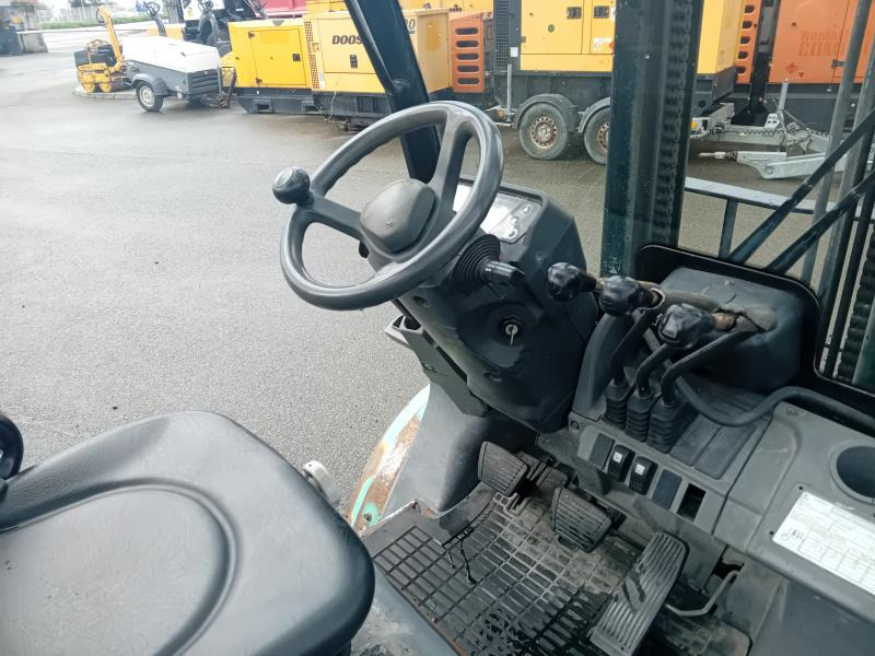 Mitsubishi FD30N - Diesel forklift: picture 5 Mitsubishi FD30N - Diesel forklift: picture 5