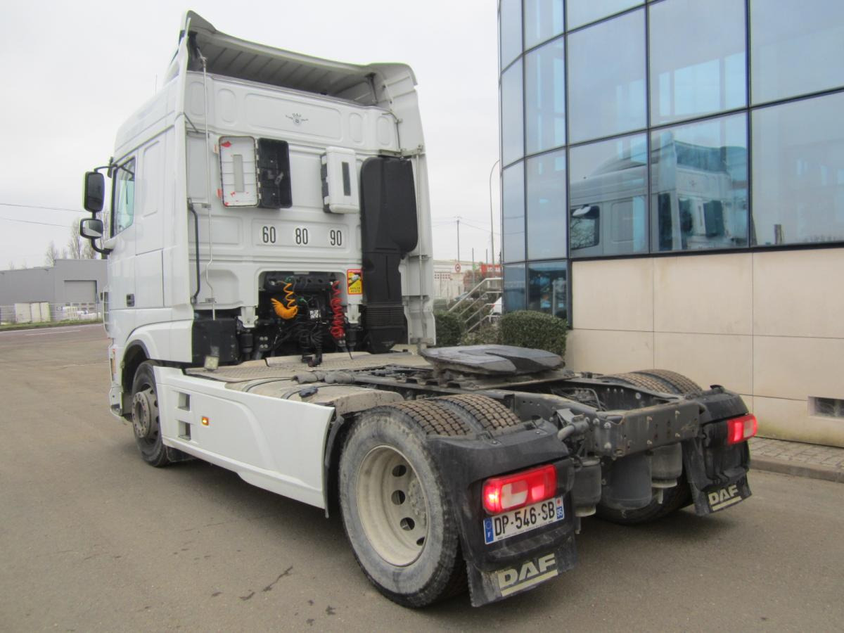 DAF XF105 460 - Tractor unit: picture 4 DAF XF105 460 - Tractor unit: picture 4