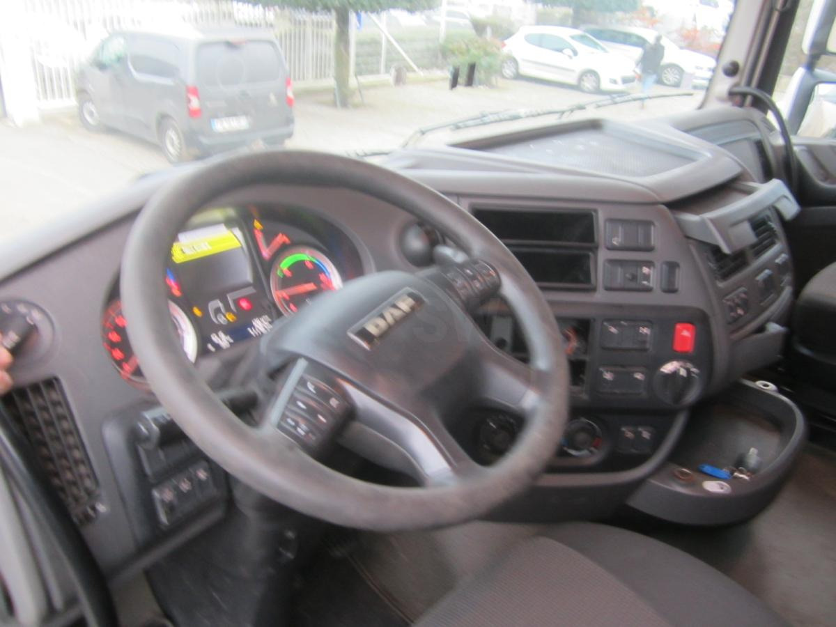 DAF XF105 460 - Tractor unit: picture 5 DAF XF105 460 - Tractor unit: picture 5