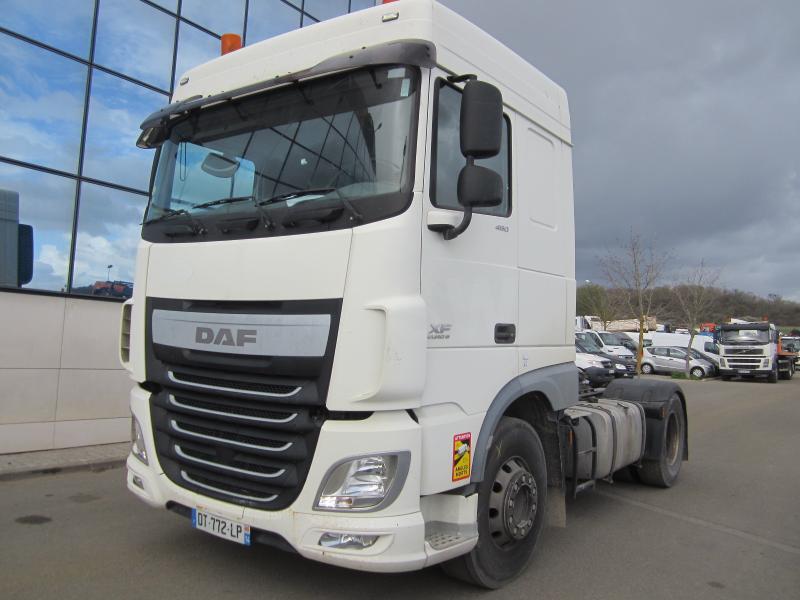 DAF XF105 460 - Tractor unit: picture 1 DAF XF105 460 - Tractor unit: picture 1