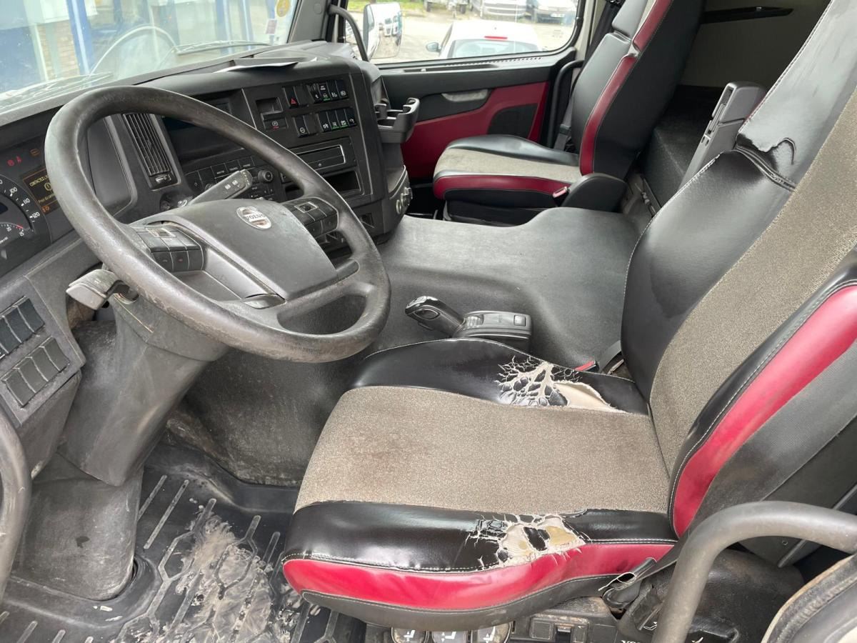 Volvo FMX 460 - Tractor unit: picture 5 Volvo FMX 460 - Tractor unit: picture 5