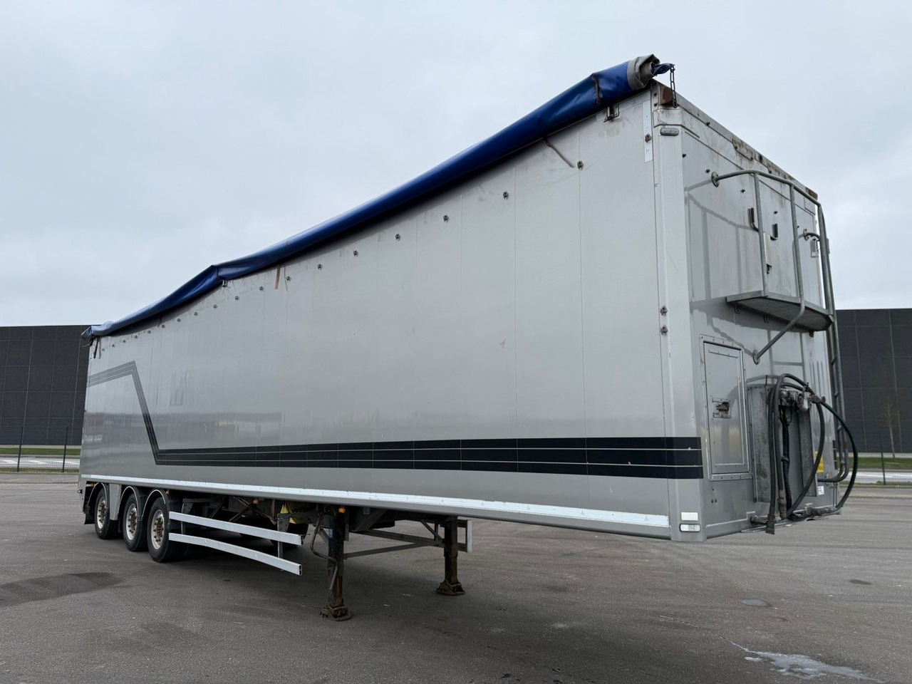 AMT W85 3 axle Walking floor - Walking floor semi-trailer: picture 2 AMT W85 3 axle Walking floor - Walking floor semi-trailer: picture 2