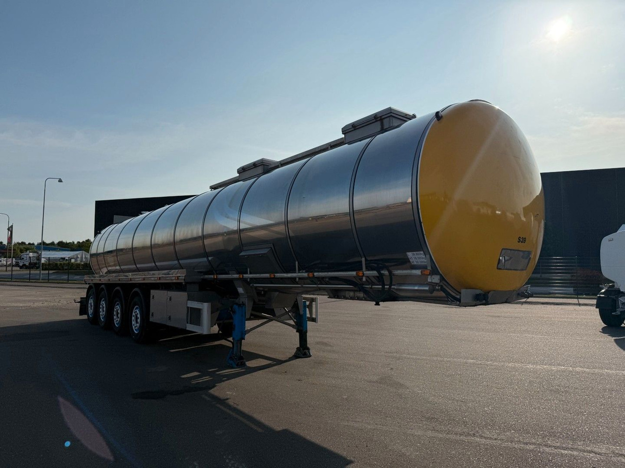 Burg VM Tarm 4 axle 33.000 L Vogelsang - Tank semi-trailer: picture 2 Burg VM Tarm 4 axle 33.000 L Vogelsang - Tank semi-trailer: picture 2