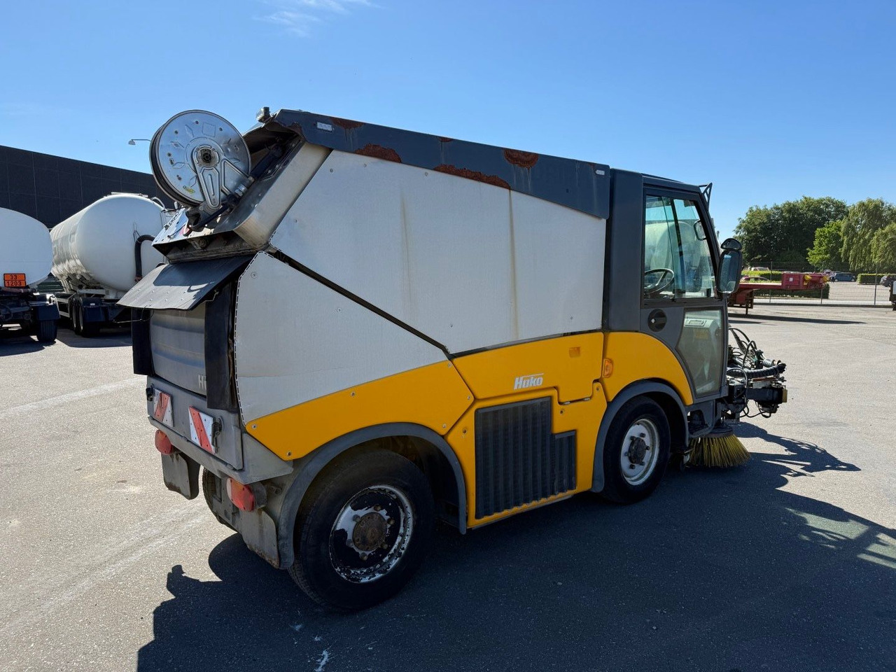 Hako Citymaster 2000 4x4 Euro 5 Kehrmaschine - Road sweeper: picture 3 Hako Citymaster 2000 4x4 Euro 5 Kehrmaschine - Road sweeper: picture 3