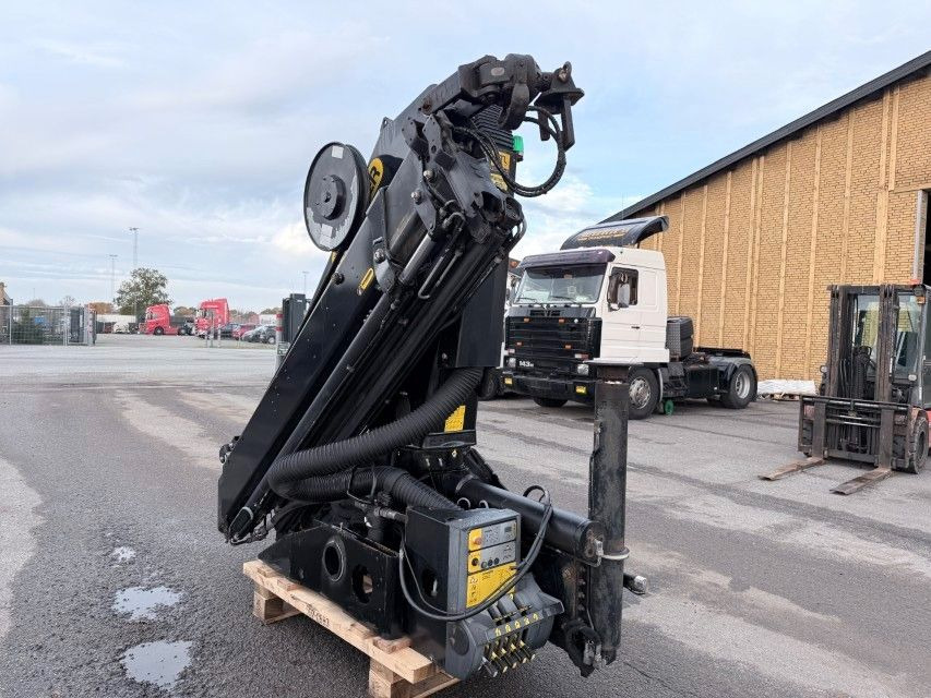 Palfinger PK 23001 EH Radio Remote / Kran / Crane - Crane truck: picture 3 Palfinger PK 23001 EH Radio Remote / Kran / Crane - Crane truck: picture 3